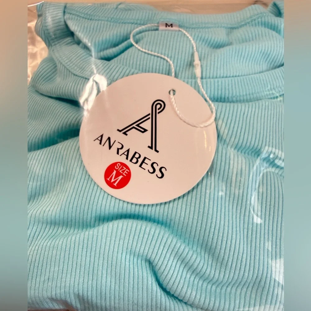 NWT Ribbed Short-Sleeve Sky Blue Ribbed Tee-M - Picture 12 of 12